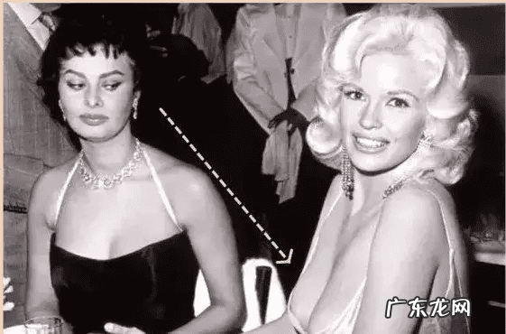 怎样让胸变得越来越大 明星怎么隆胸