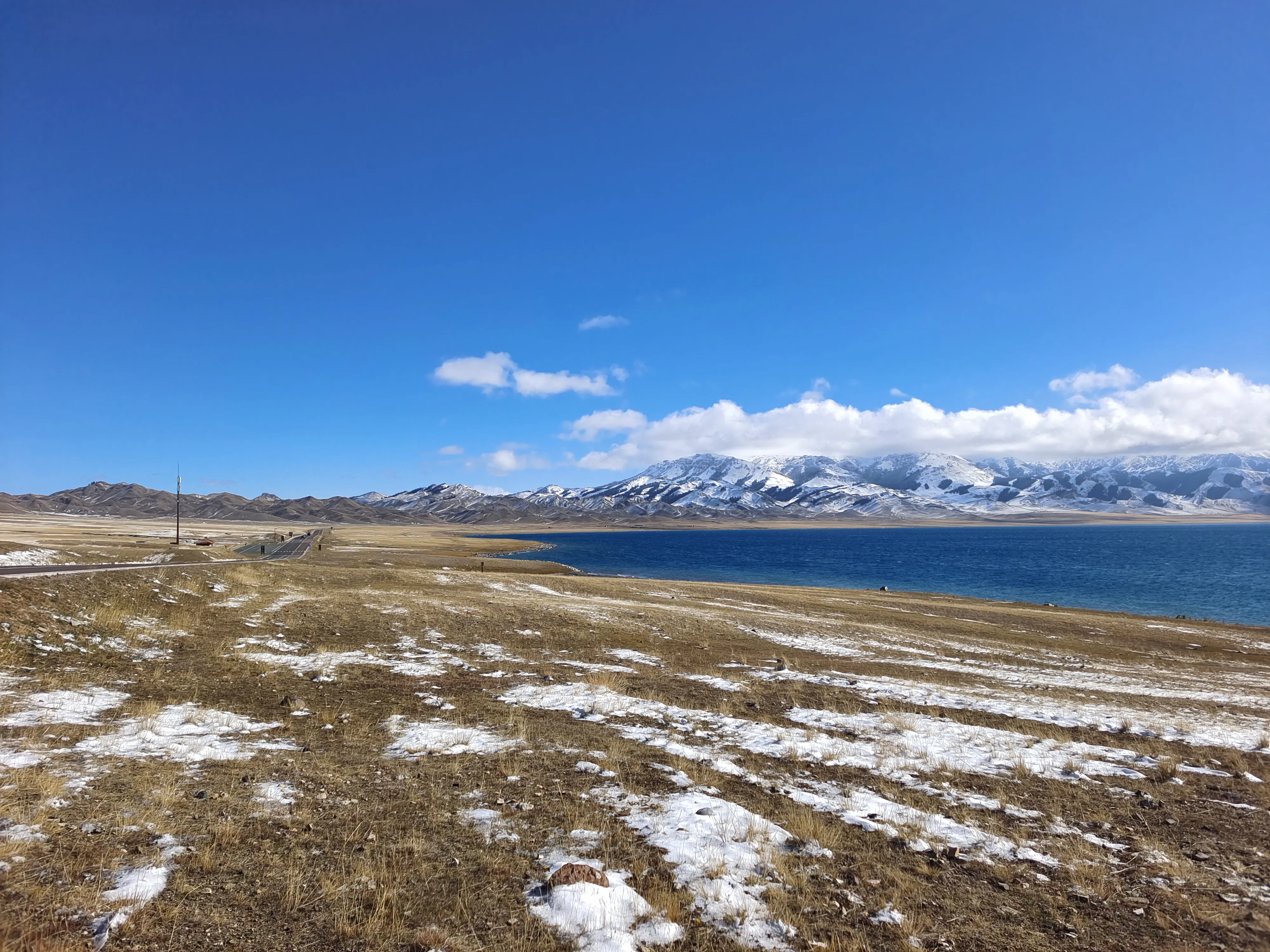 新疆有哪些景色值得一看,内地人来不能错过哪些美景和美食?