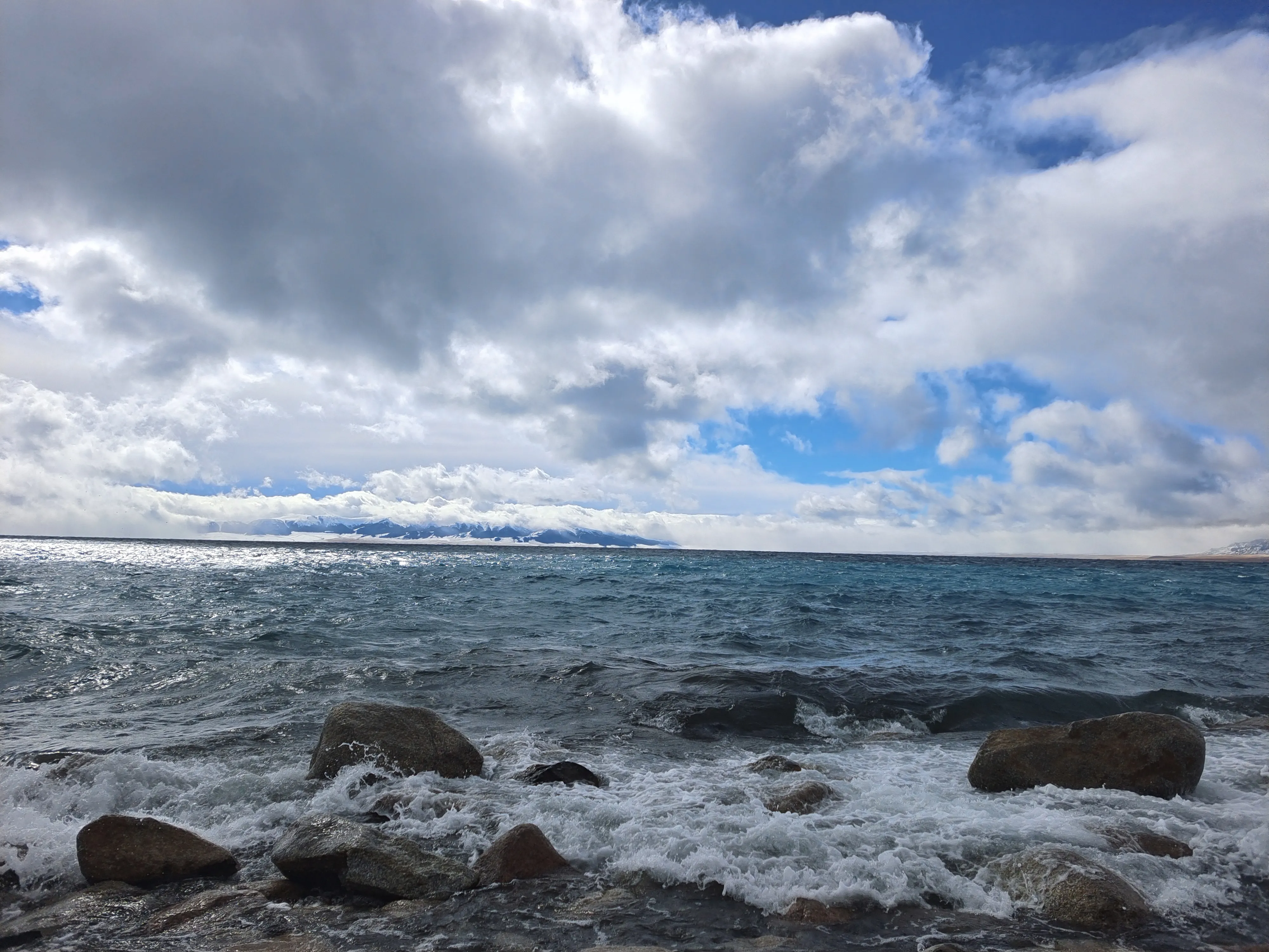 新疆有哪些景色值得一看,内地人来不能错过哪些美景和美食?