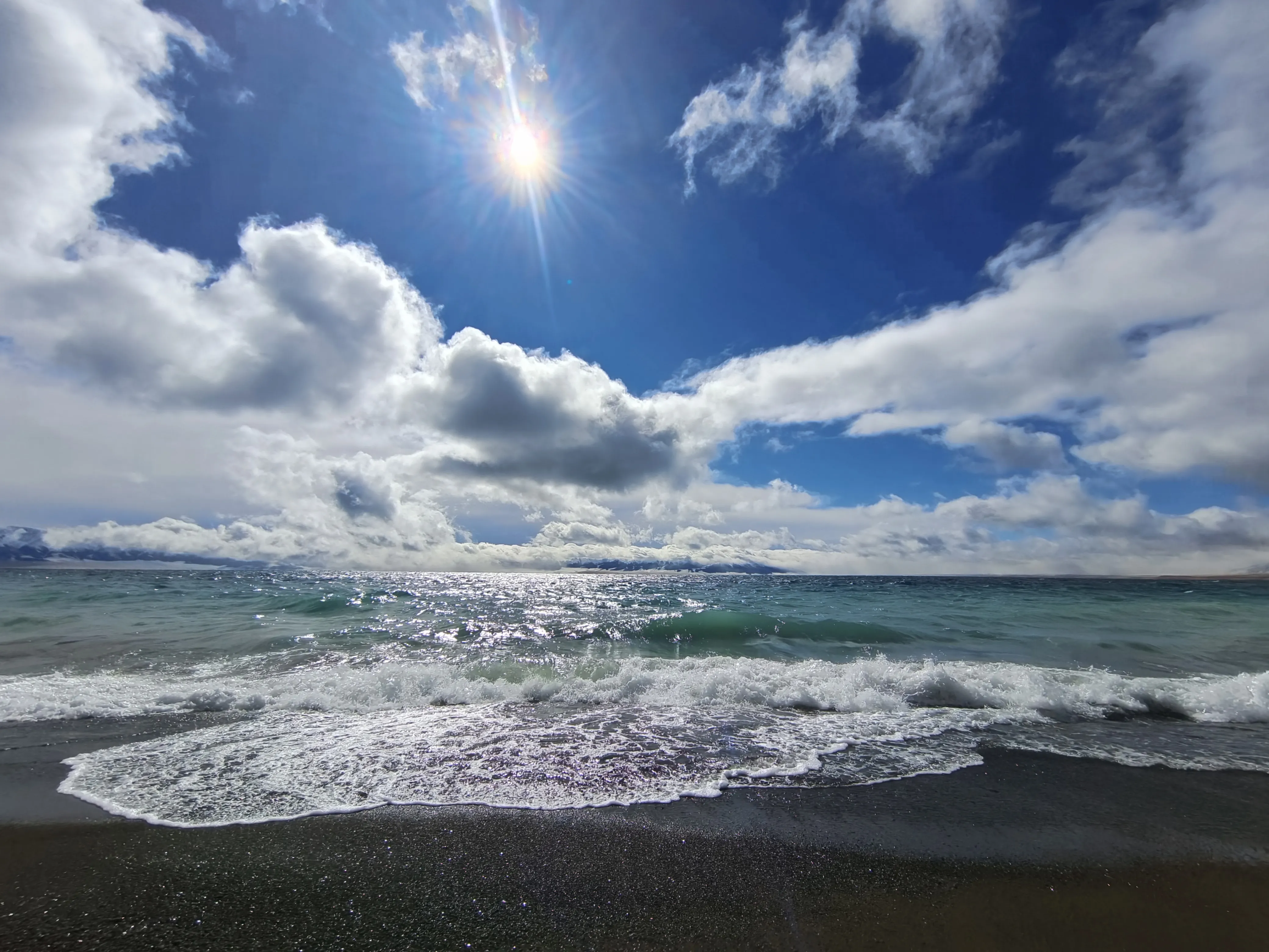 新疆有哪些景色值得一看,内地人来不能错过哪些美景和美食?