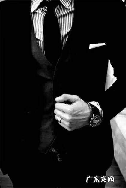 男人脊梁女人背电视剧 男人的脊梁是女人