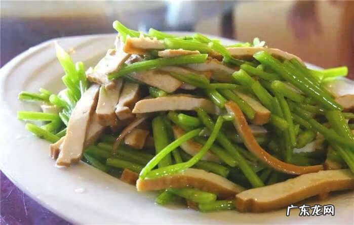 芦蒿是什么 芦蒿