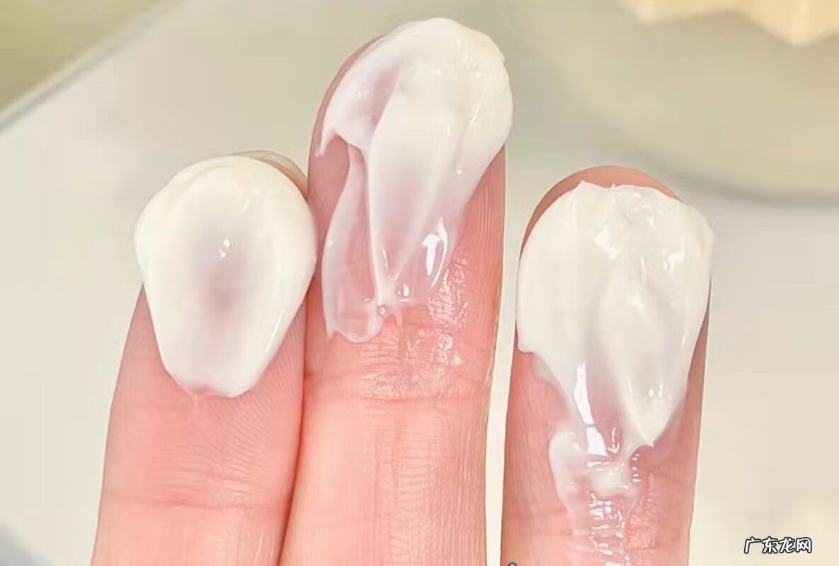 宝宝脸上长一粒粒红点点 宝宝脸上有红点点