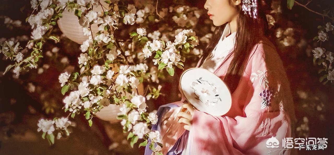 “众里寻他千百度,蓦然回首那人却在灯火阑珊处”描写的是哪个节日?