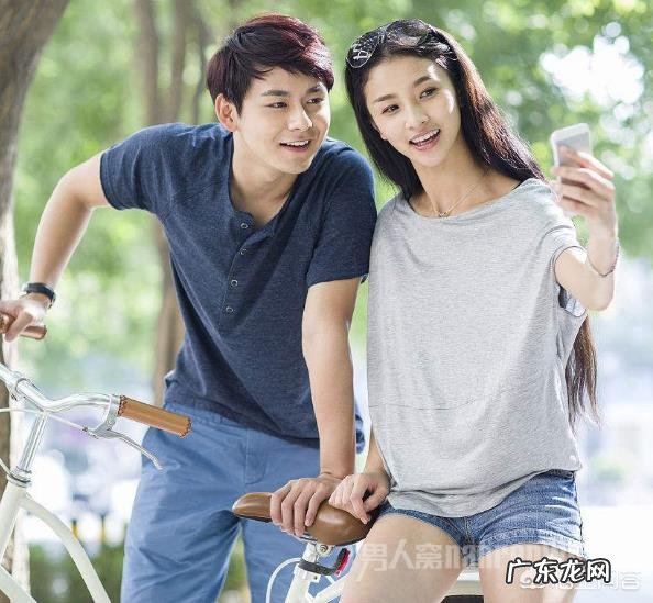 女生怎样跟一个男生聊天才能让男方有感觉呢？