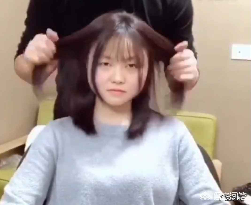 大圆脸适合黑长直吗？