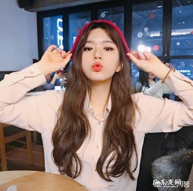 大圆脸适合黑长直吗？