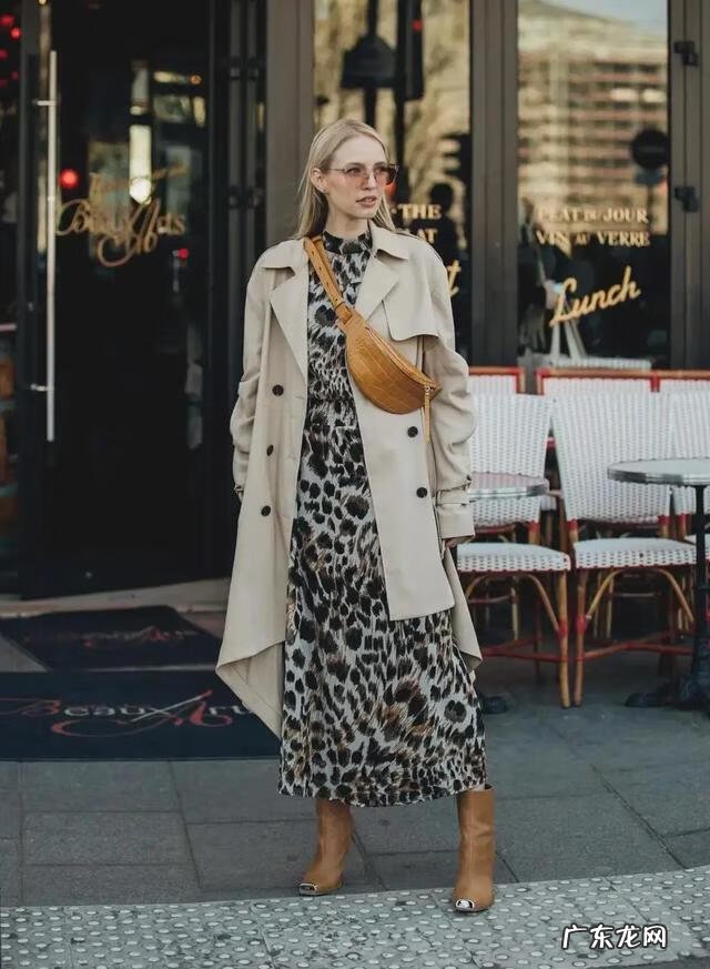 上班穿什么衣服好 秋天穿什么颜色