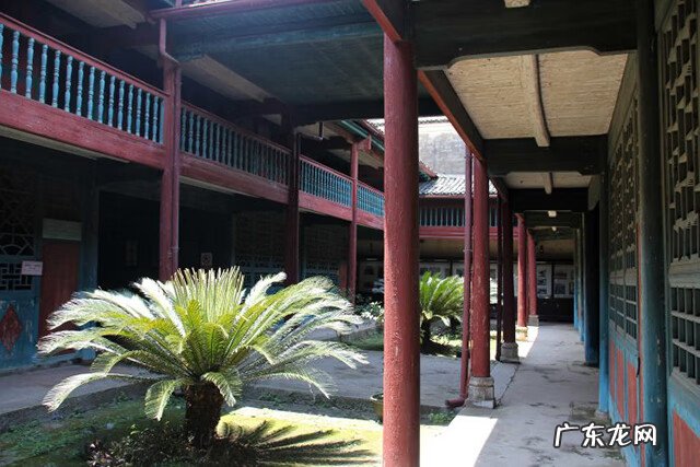 风水中的天马朝山 考察广西天马地风水