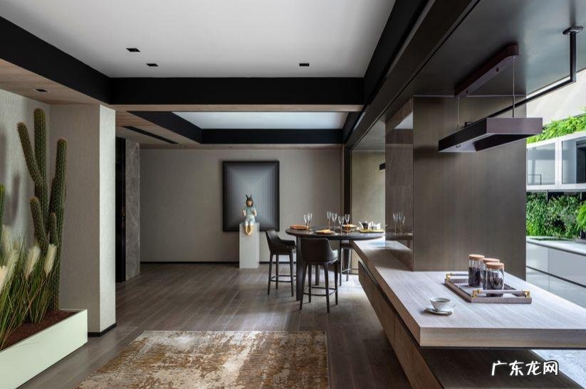 别墅客厅挂什么画最好风水好呢