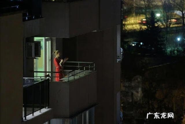 iwillsurvive现场版 iwillsurvive什么意思