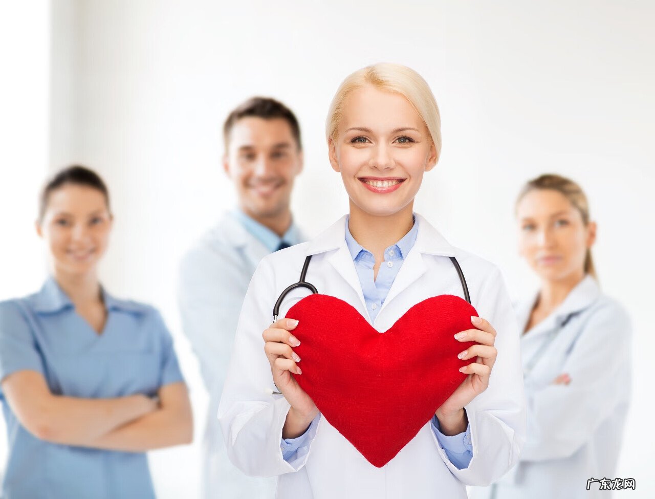 女生睡觉突然开始打鼾 女人睡觉打鼾好不好