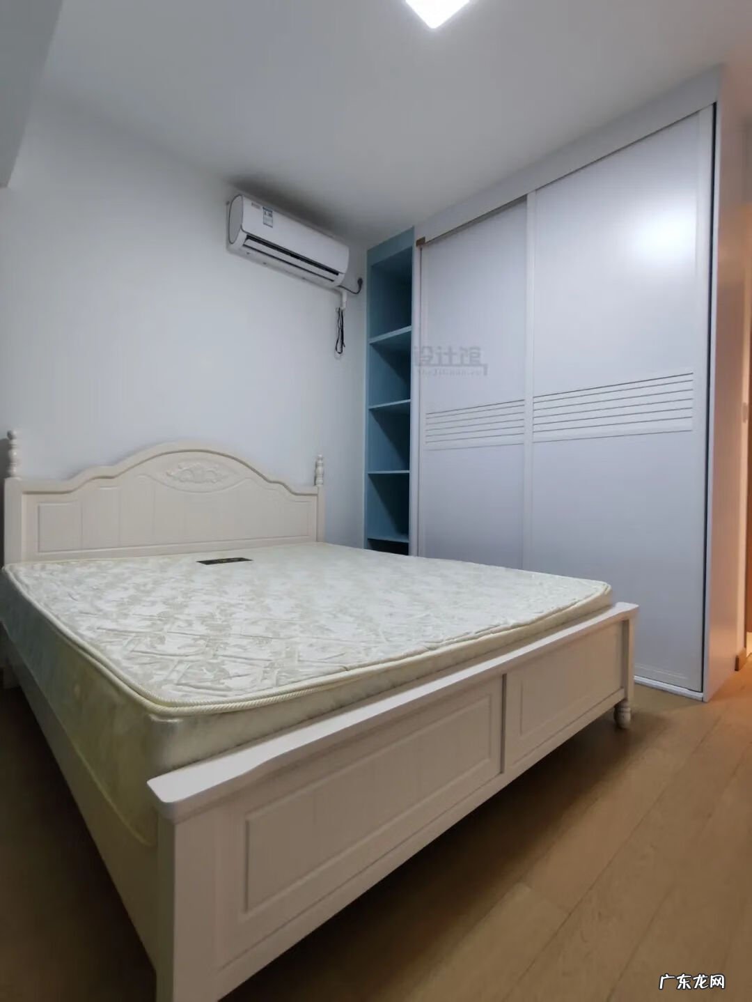 床头柜摆件图片大全 卧室风水床头柜