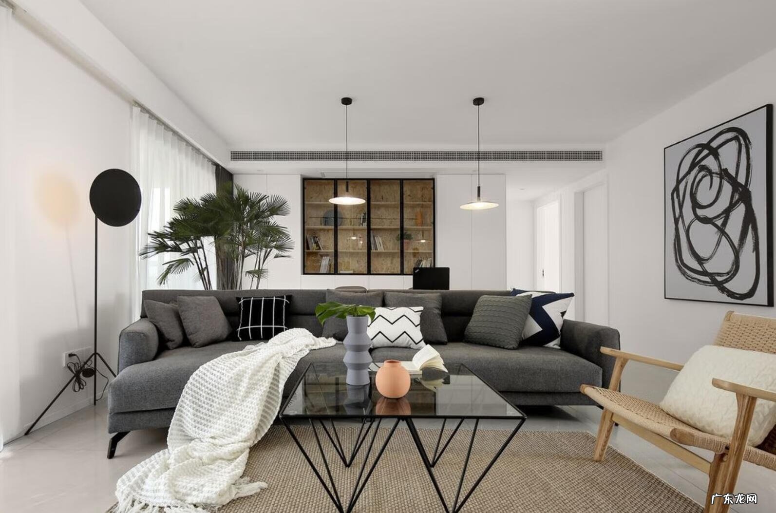 卧室南北通透床怎么放 南北通透房子床怎样放