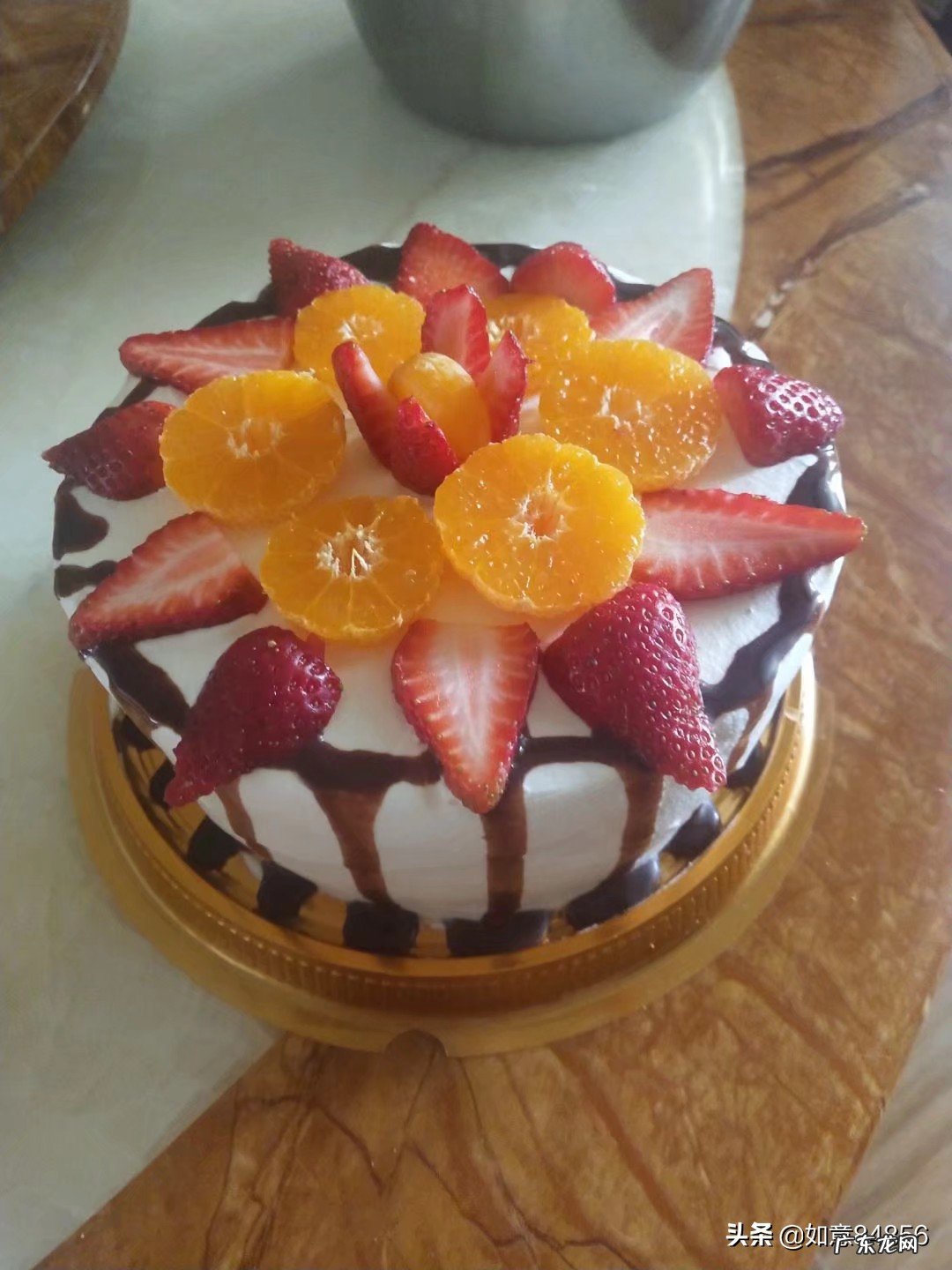 日常生活中的白醋,除了用来拌凉菜爽口,还有哪些妙用呢?