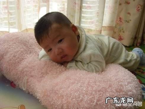 两个月的婴儿都会什么?