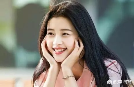 有哪些长的很漂亮却不适合演古装的明星?