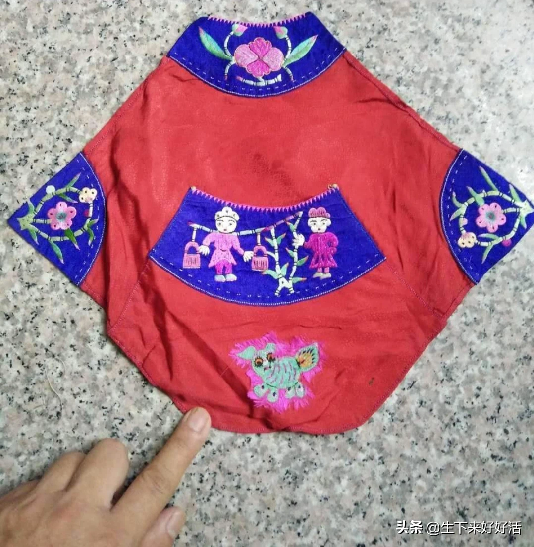 旧的内衣裤怎么处理，不洗穿一件丢一件吗？