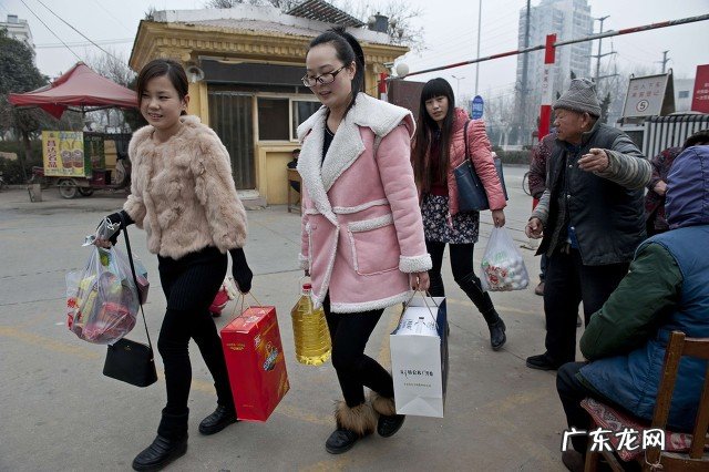 我大姨丁克,60岁了,想让我养老,我该怎么办?