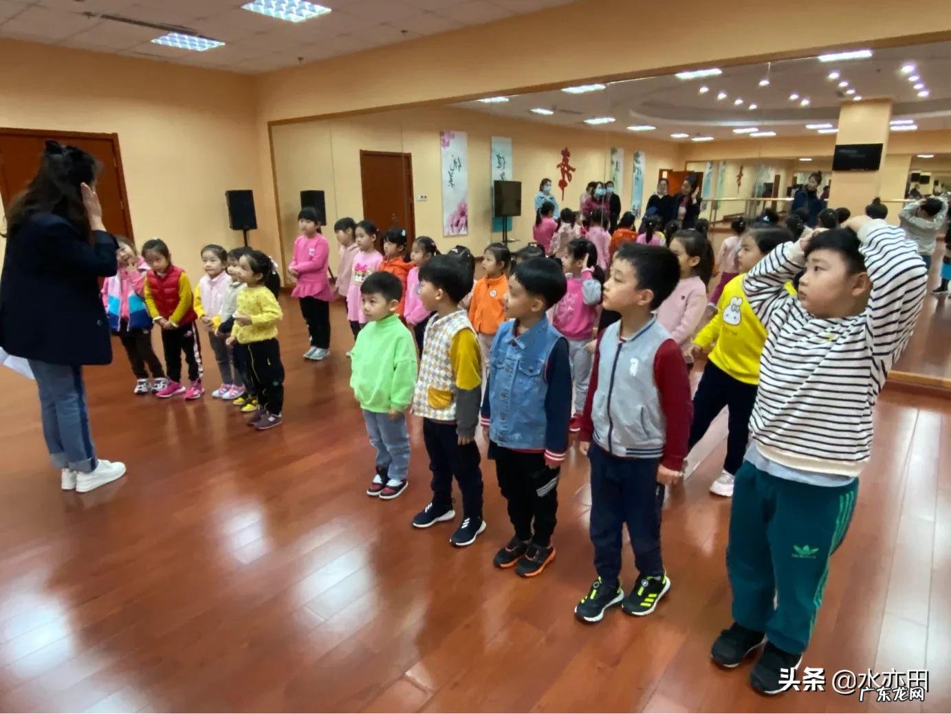 你觉得孩子从小接触口才学习有用吗?多大开始学习?