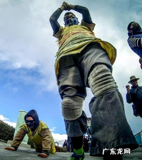 最近心里很压抑,推荐适合一个人旅行的地方?