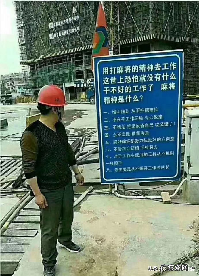 我女儿马上升高三,学校已经开始总复习了,孩子在高一时候,数学一直不是很好,想利用暑期这段时间,给孩子把高一的知识重点复习下,大家有什么好的推荐?