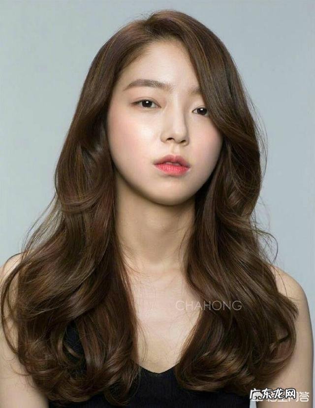 今年流行什么发型?什么颜色?