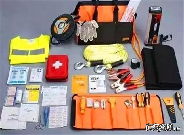 徒步旅行时要准备什么装备?