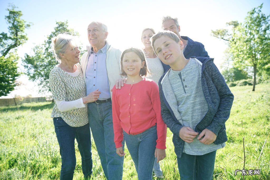 有人说“人生最可怕的是:在亲人有难时,你除了眼泪却一无所有”,对此你怎么看?