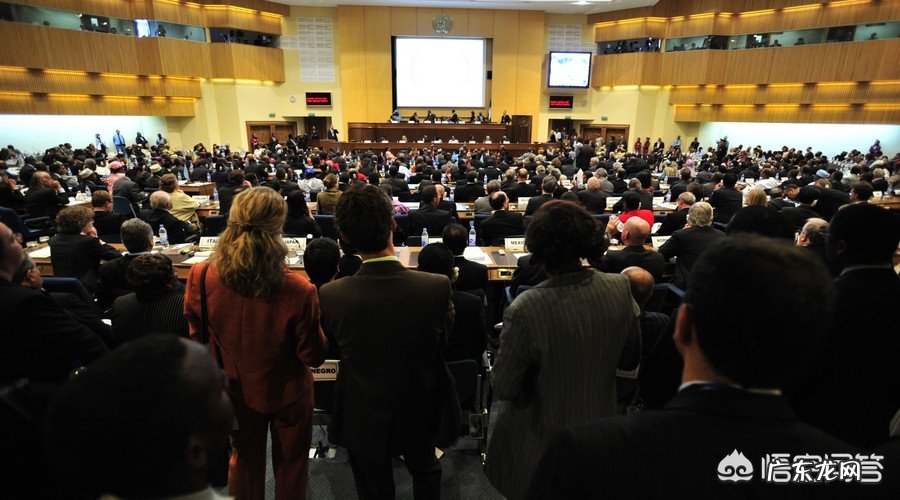 有什么演讲技巧可以在30秒以内镇住全场吗?