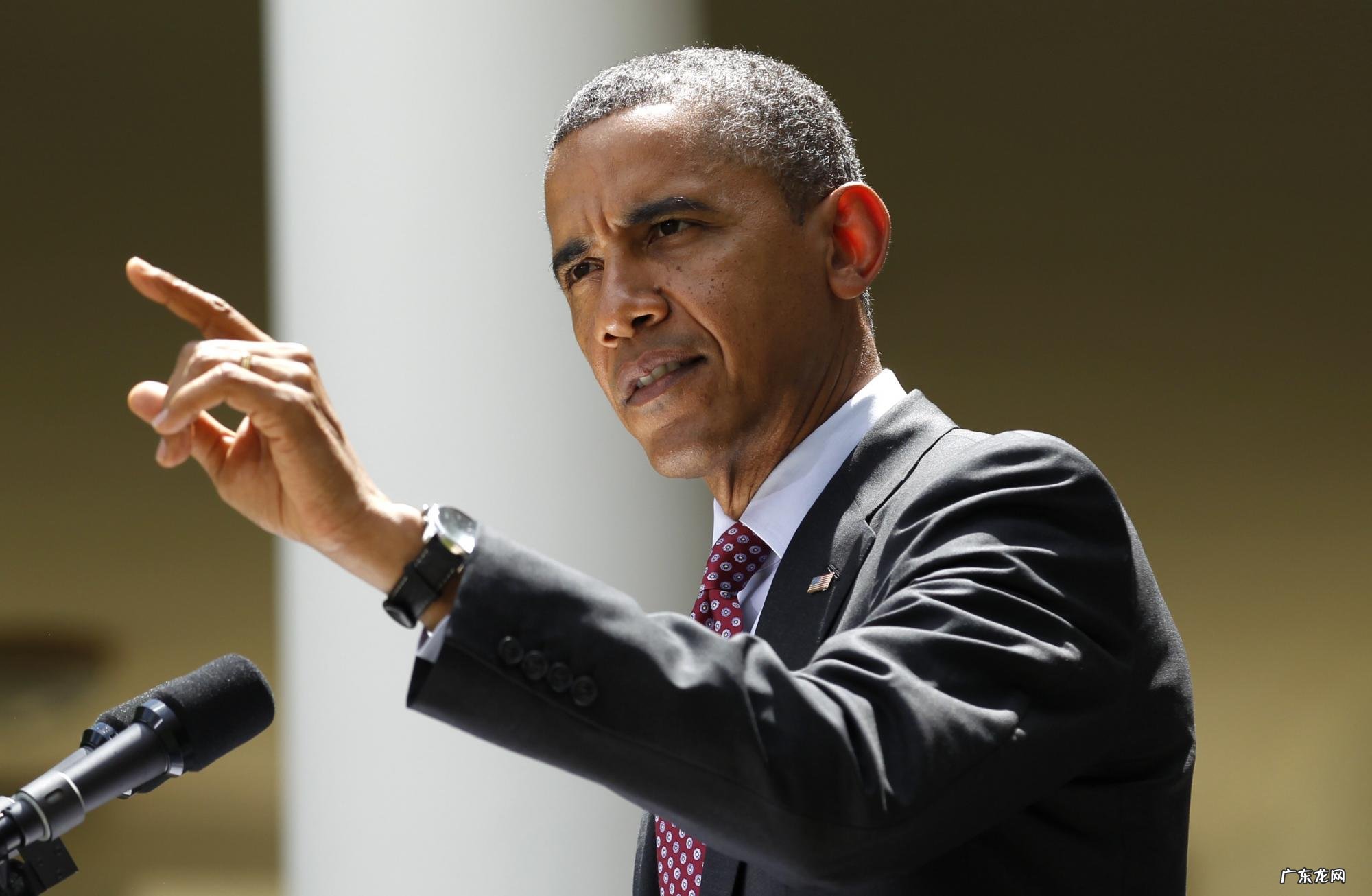 有什么演讲技巧可以在30秒以内镇住全场吗?