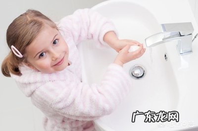 手足口病有什么症状?