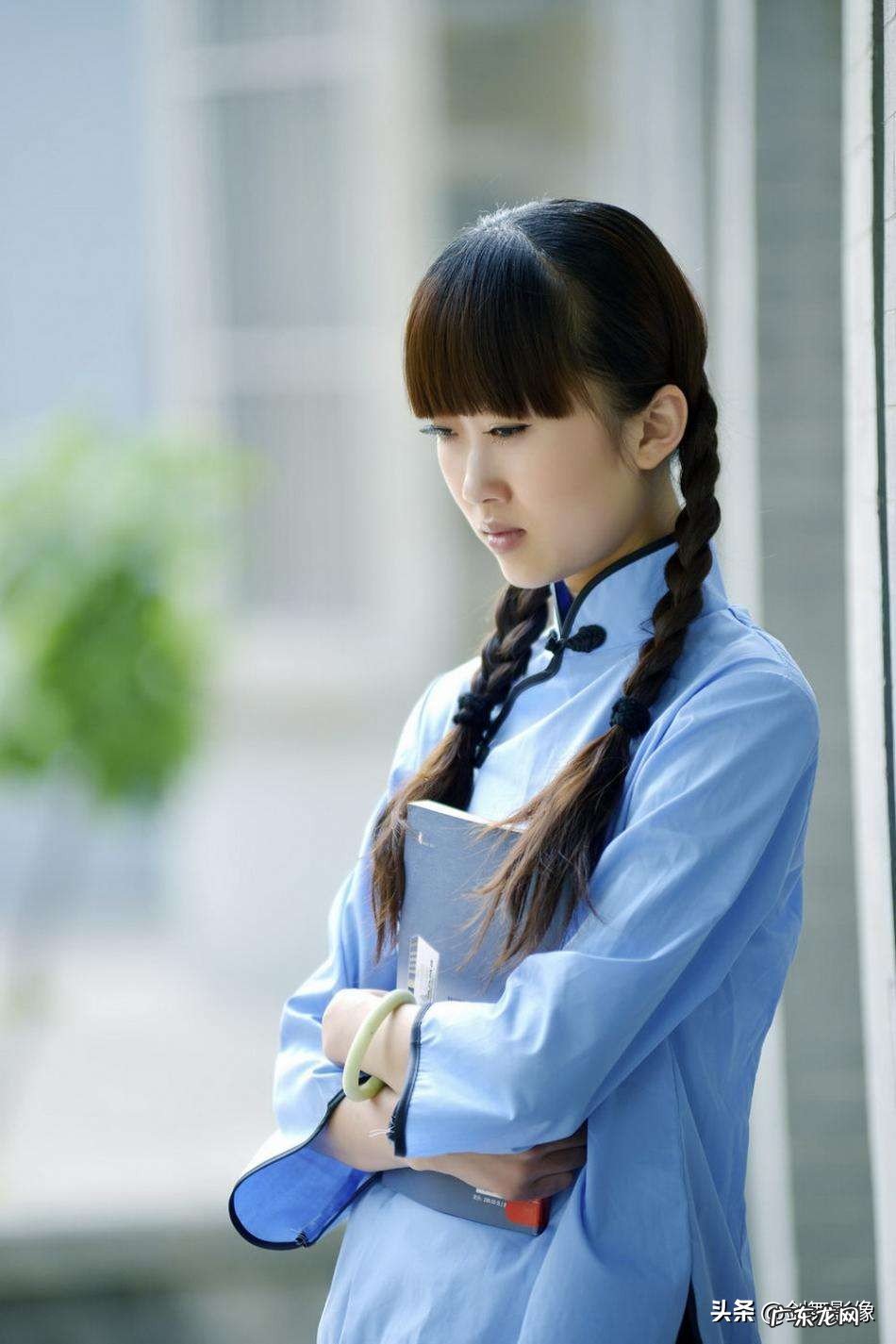 拍复古风人像,模特可以怎么穿?