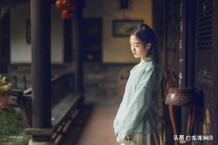 拍复古风人像,模特可以怎么穿?