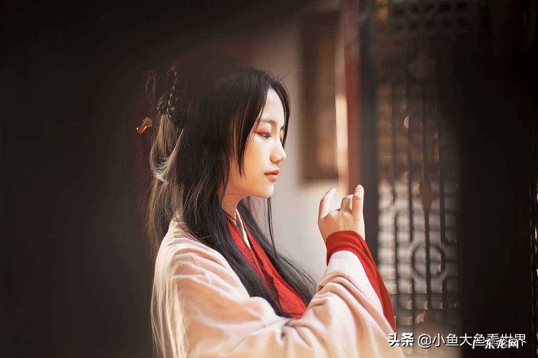 拍复古风人像,模特可以怎么穿?