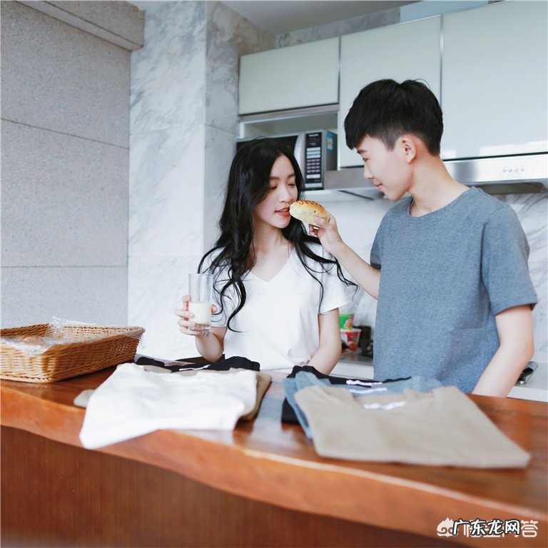 有没有好看的情侣装推荐？