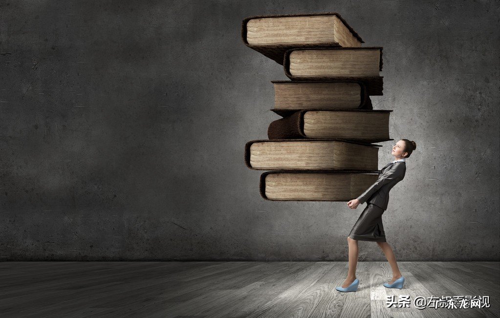 很多人说人力资源管理专业是很“水”的专业,这个专业就业和未来发展如何?