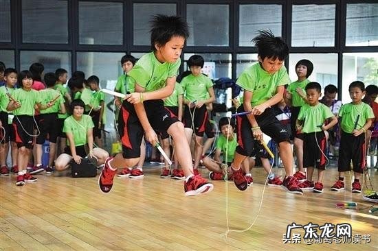 如何让孩子快速学会跳绳？