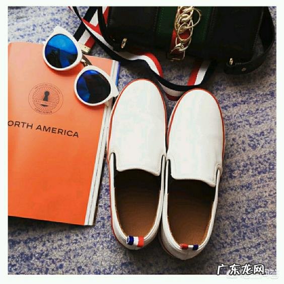 有哪些百搭又舒适的平底鞋推荐？