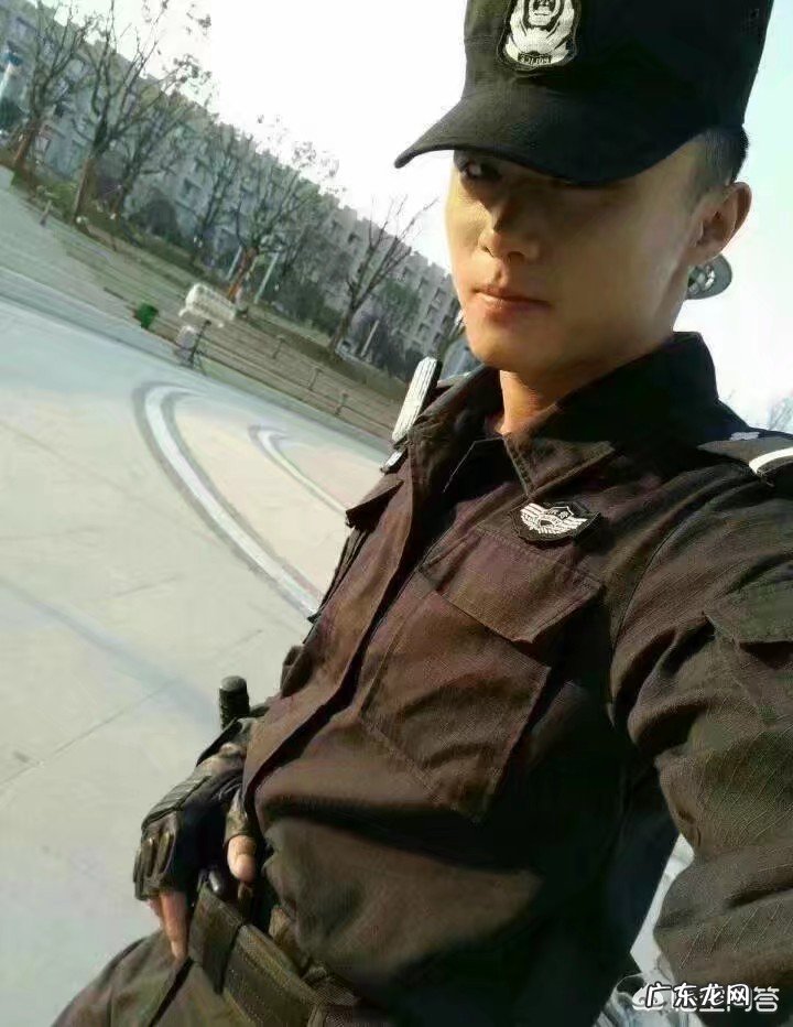 有的家长教育男孩子说:“男儿有泪不轻弹”,你觉得这样的教育有误区吗?误区在哪里?