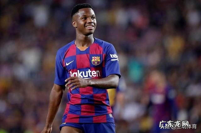 巴萨该不该卖了梅西重建?