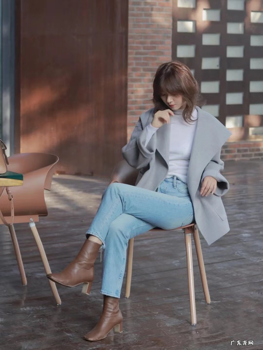 水波纹羊绒大衣和羊绒大衣有什么区别？