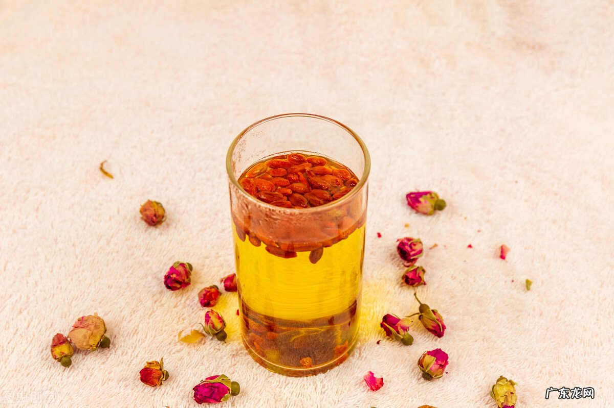 枸杞子泡水喝的功效有哪些?