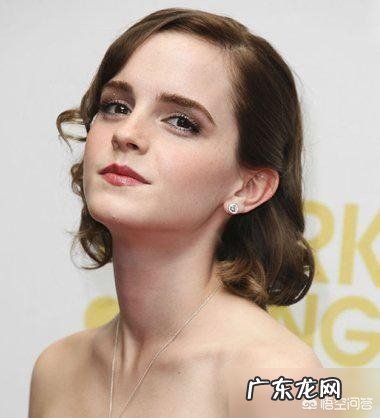 有哪些适合方脸女生的短发?