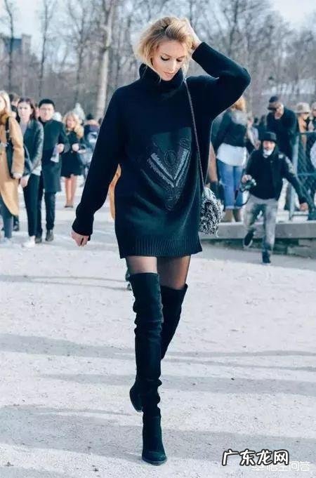 毛衣裙怎么搭配?
