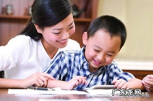 小学二年级每天语文都是复习预习每篇课文都背可是考试就是只有合格怎么办?