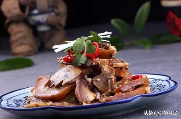 朋友们,我是干厨师的,哪里可以系统的学到凉菜?