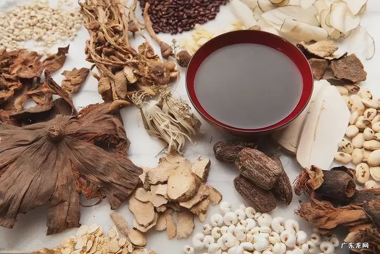 血虚吃什么补最快 血虚吃什么好得快些