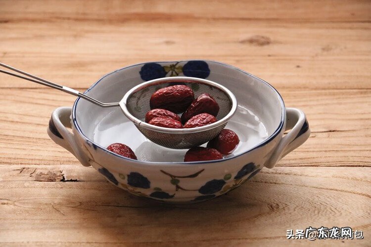 红枣的食用方法 红豆和红枣的功效与作用及食用方法