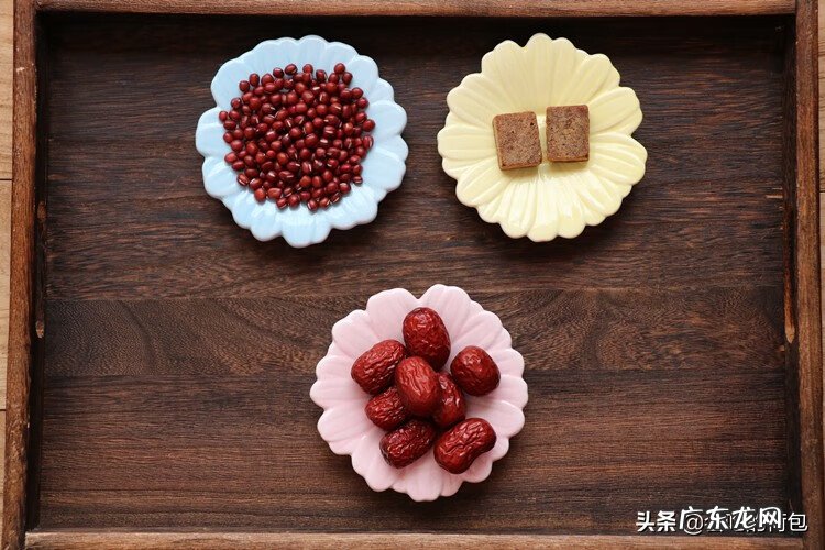红枣的食用方法 红豆和红枣的功效与作用及食用方法